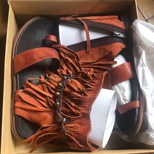 Freepeople ‘isla’ sandals size 39